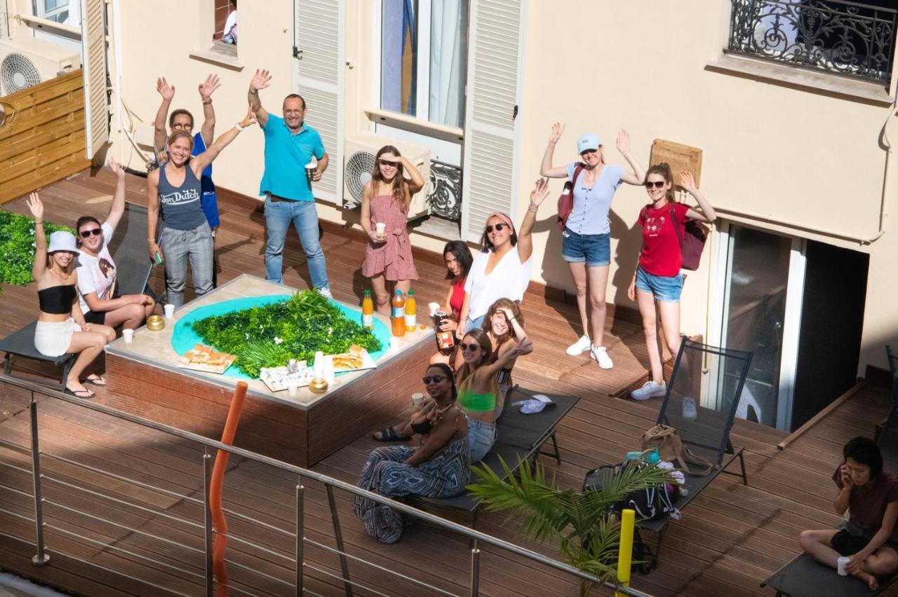Antares Hostel Ницца Экстерьер фото