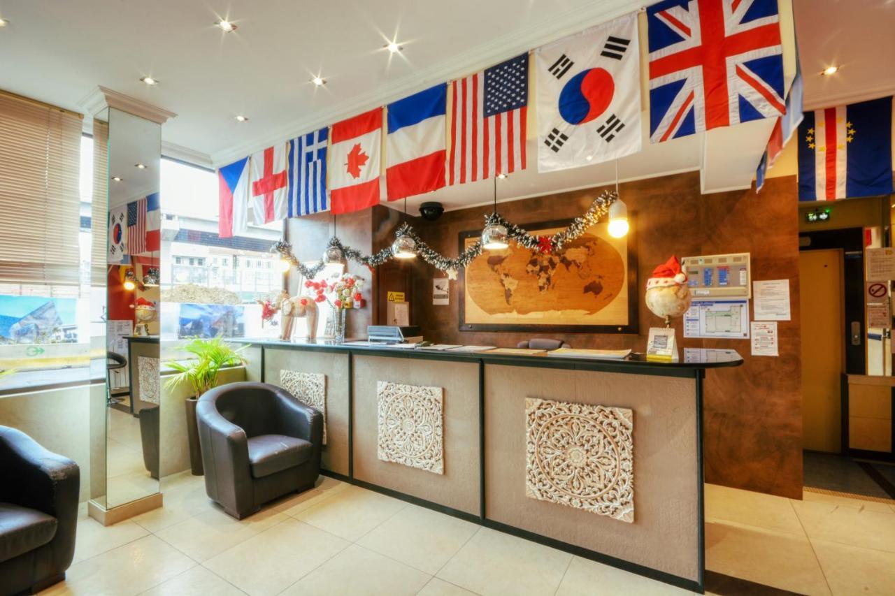 Antares Hostel Ницца Экстерьер фото